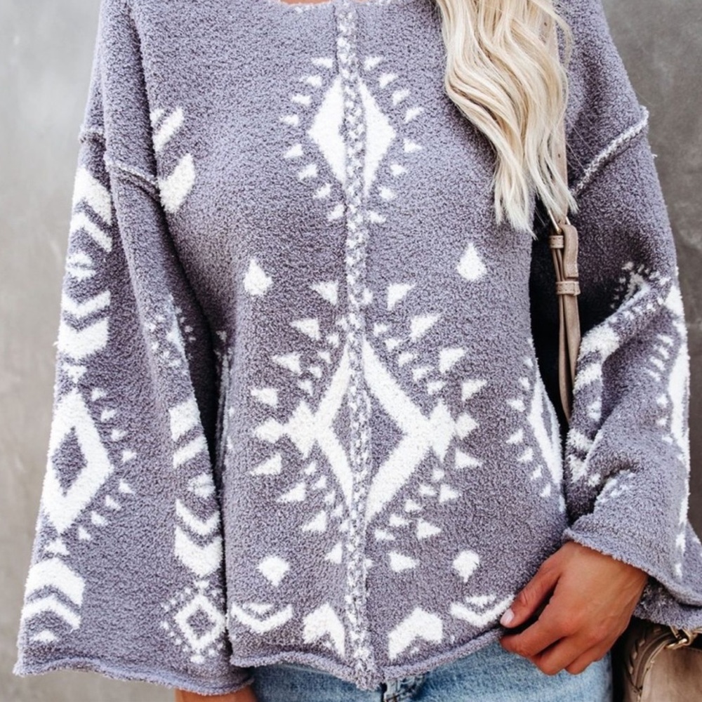 NWT Aztec Print Plush Cozy Chenille Sweater Long Sleeves Comfy - Picture 5 of 11